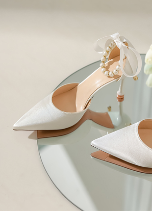 Весільні туфлі с перлами