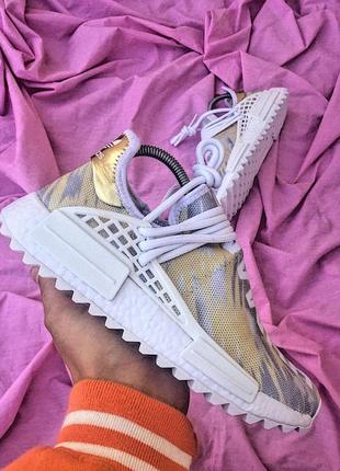 Жіночі кросівки adidas nmd human race beige grey white знижка sale1 фото