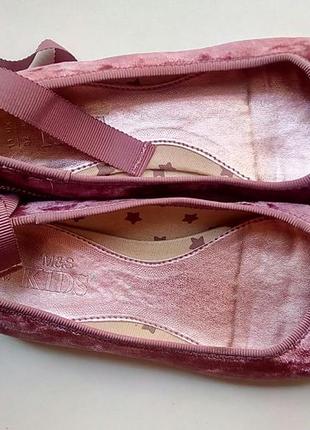 Стильные велюровые балетки marks&spencer. 3