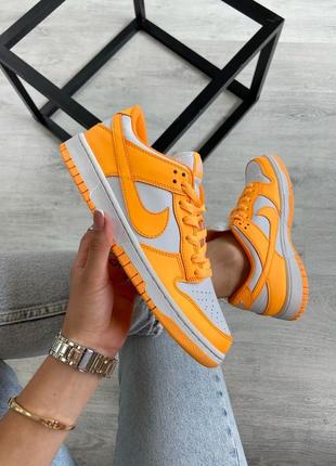 Кросівки dunk low laser orange1 фото