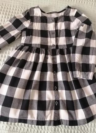 Сукня  для дівчинки з довгим рукавом у клітинку спереду ґудзики