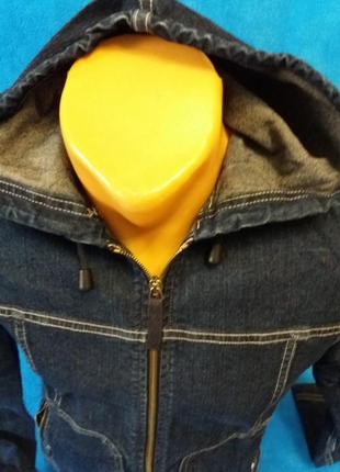 Стильный джинсовый пиджак-куртка на подростка.4 фото