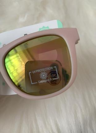 Дитячі сонцезахисні окуляри з uv protection для найменших крихіток3 фото