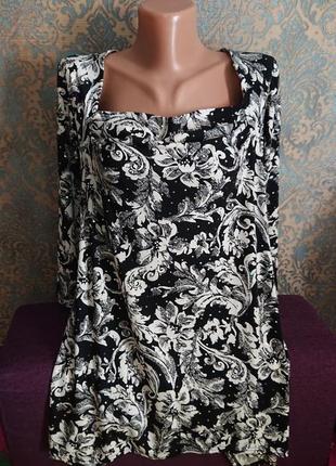 Красива жіноча блуза у квіти блузка блузочка кофта кофточка великий розмір батал 50 /52