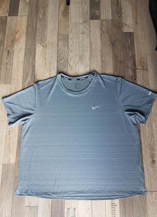 Футболка flyknit nike dri-fit