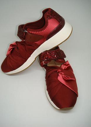 Кроссовки женские stradivarius испания