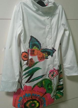 Яскравий плащ, тренч від desigual 3