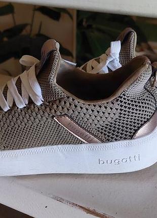 Сникерсы кроссовки bugatti