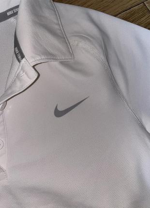 Спортивна футболка