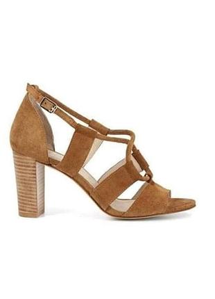 Замшеві босоніжки на товстому каблуку 40 розмір san marina 🇮🇹 замшевые босоножки на толстом каблуке 40 размер