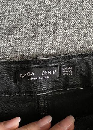 Джинсові сині рвані шорти, шорти ovs, джинсові чорні шорти bershka9 фото