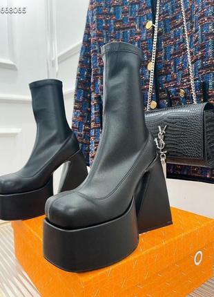 Супер черевики naked wolfe❤️