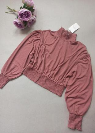 Нова розкішна блуза з актуальним об'ємним рукавом bershka