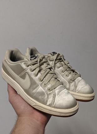 Nike court top royale satin