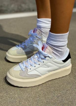 Жіночі кросівки new balance 302