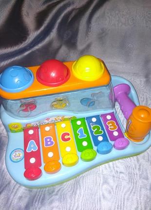 Дитяча іграшка ксилофон