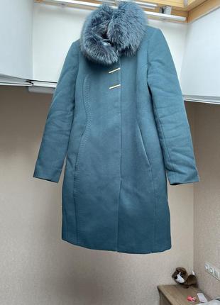 Жіноче зимове пальто