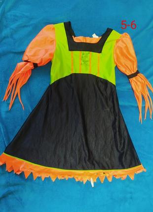 Карнавальное платье ведьма ведьмочка 5-6  лет