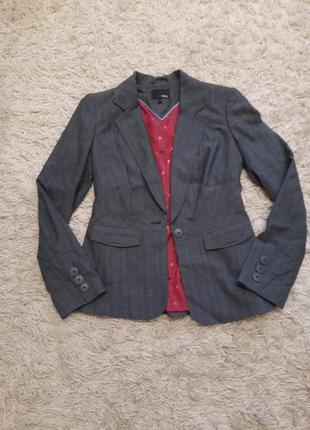 Пиджак next