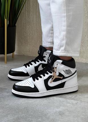 Жіночі високі шкіряні чорно-білі кросівки nike copy air jordan comfort 🆕 кросівки найк аїр джордан