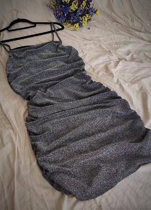 Блискуча сукня гармошка на бретелях