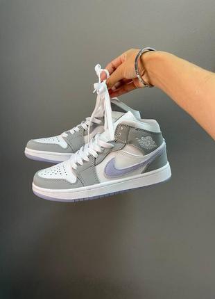 Жіночі кросівки nike air jordan 1 retro « grey wolf »/ жіночі кросівки найк аїр джордан2 фото