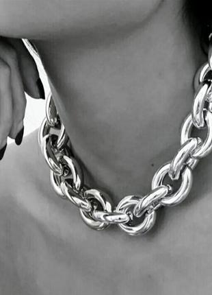 Стильные цепи цепочки колье ожерелье золотистые серебристые3 фото