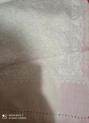Кашемировый нарядный белый молочный кремовый большой шарф палантин с вышивкой кашемир6 фото