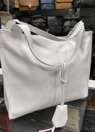 Сумка белая мягкая итальянская сумка кожаная сумка шкіряна світла біла сумка жіноча2 фото