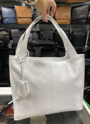 Сумка белая мягкая итальянская сумка кожаная сумка шкіряна світла біла сумка жіноча4 фото