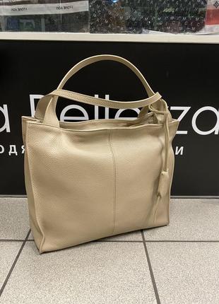 Сумка белая мягкая итальянская сумка кожаная сумка шкіряна світла біла сумка жіноча7 фото