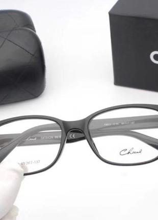 Жіночий брендовий оправа 8011