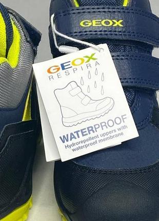 Дитячі утеплені черевики geox savage waterproof 25,26,28,29,30,31,32,33 р демісезонні6 фото