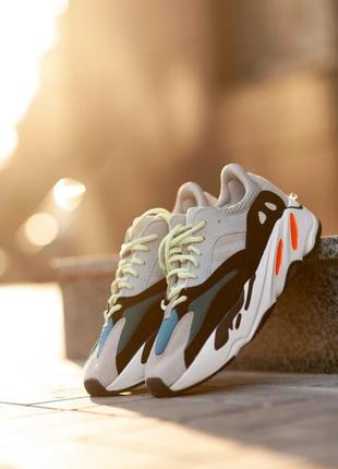 Кросівки adidas yeezy boost 7001 фото