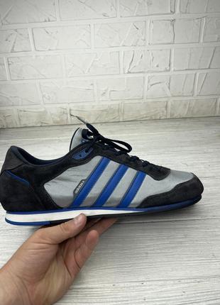 Кросівки adidas1 фото