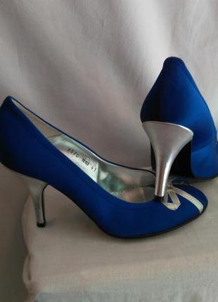 Обалденно шикарные и элегантные туфли made in spain