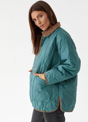 Женская демисезонная изумрудная стеганая куртка с воротником4 фото