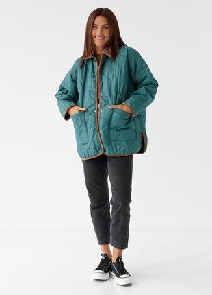 Женская демисезонная изумрудная стеганая куртка с воротником7 фото