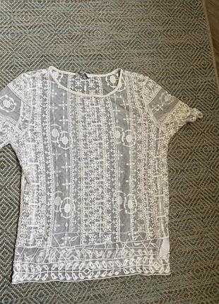 Футболка с ажурной вышивкой new look