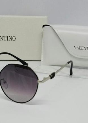 Valentino модні жіночі сонцезахисні окуляри фіолет сірі лінзи дзеркальні з логотипом3 фото