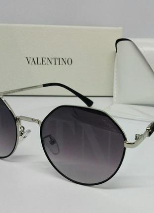 Valentino модні жіночі сонцезахисні окуляри фіолет сірі лінзи дзеркальні з логотипом1 фото