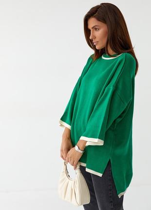 Женский зеленый свитер оверсайз с укороченными рукавами5 фото