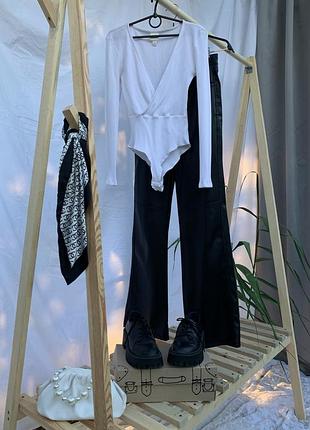 Біле боді на запах від h&m