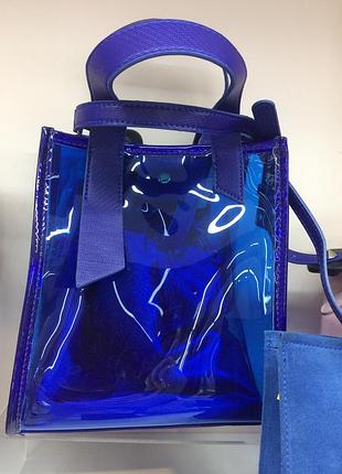 Трендовая силиконовая сумка.