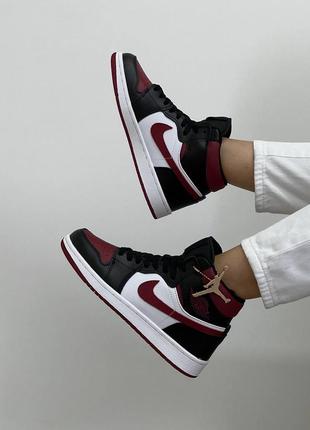 Кросівки жіночі nike air jordan high black white wine/кросівки жіночі найк аїр джордан5 фото