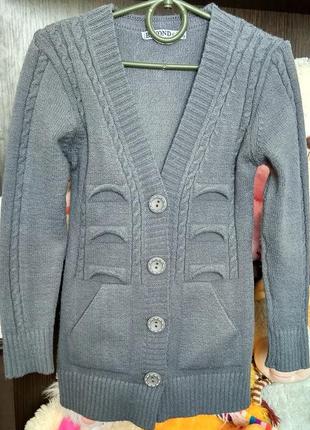 Кофта тёплая 8-9 лет