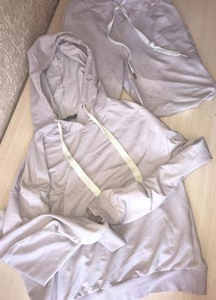 Спортивний костюм