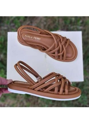 Шкіряні босоніжки на нищькому ходу 36-36 розмір paola ferry 🇮🇹 / босоножки на низком ходу  35-36 размер