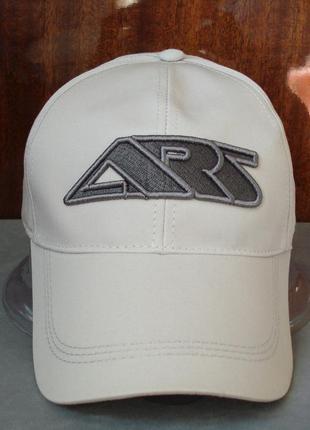 Бейсболка atrics