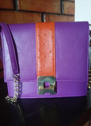 Стильна чорна сумочка крос-боді atmosphere